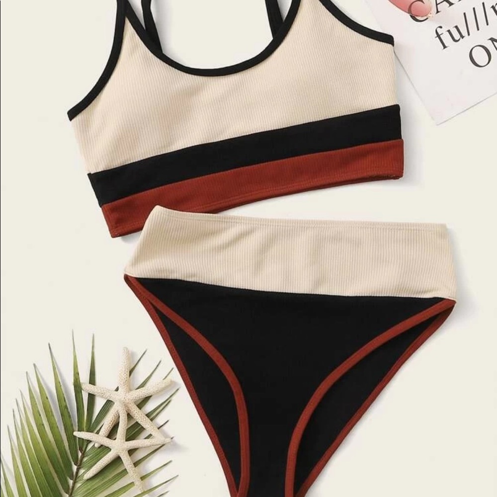 COLOR BLOCK RIBBED BIKINI